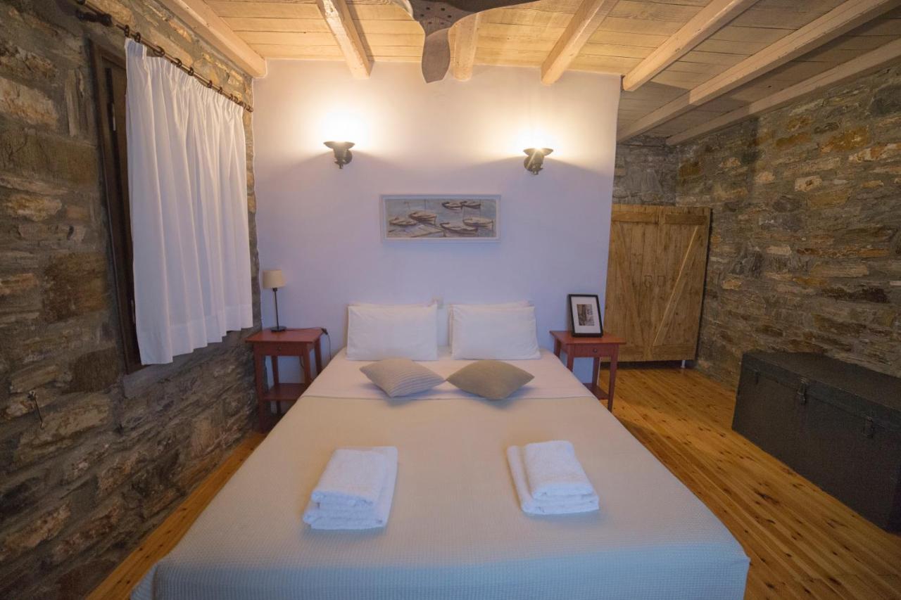 Pyrgos Traditional Village Agios Kirykos  Ngoại thất bức ảnh