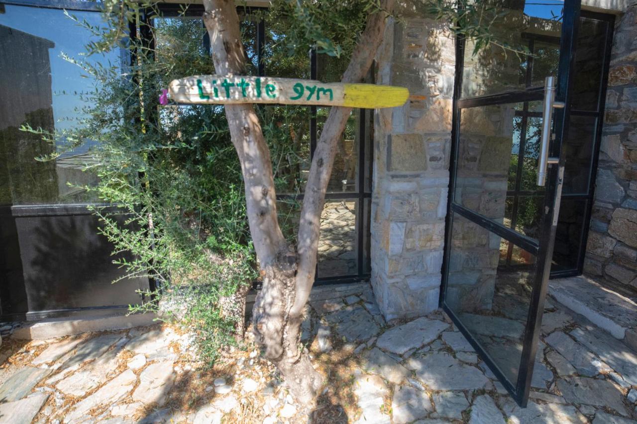 Pyrgos Traditional Village Agios Kirykos  Ngoại thất bức ảnh