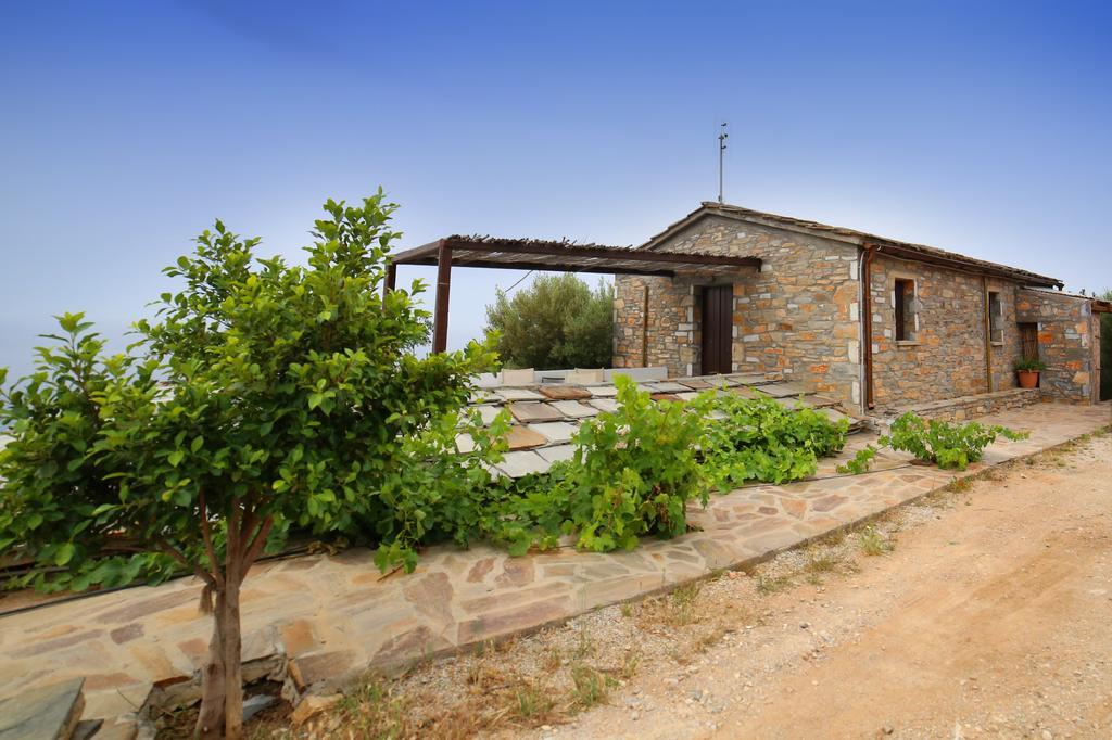 Pyrgos Traditional Village Agios Kirykos  Ngoại thất bức ảnh