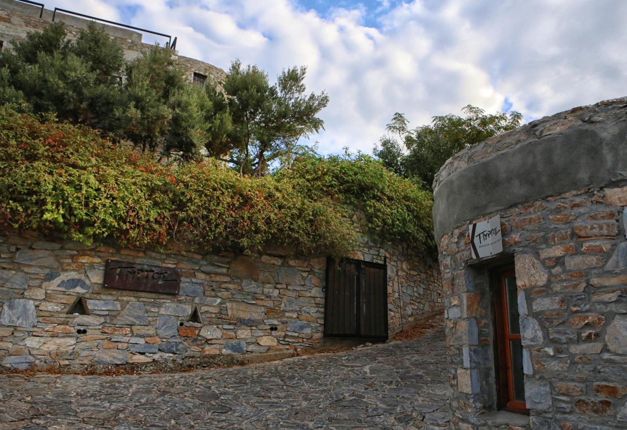 Pyrgos Traditional Village Agios Kirykos  Ngoại thất bức ảnh