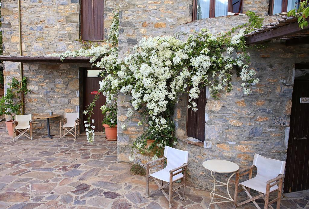 Pyrgos Traditional Village Agios Kirykos  Ngoại thất bức ảnh