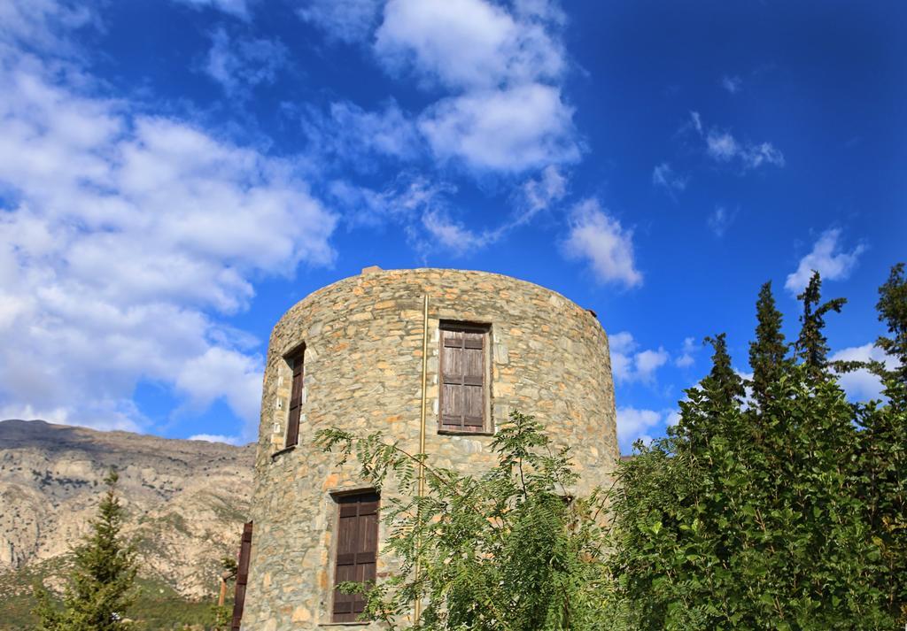 Pyrgos Traditional Village Agios Kirykos  Ngoại thất bức ảnh